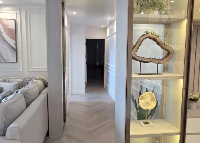 Luxury Living R3 * Banguecoque